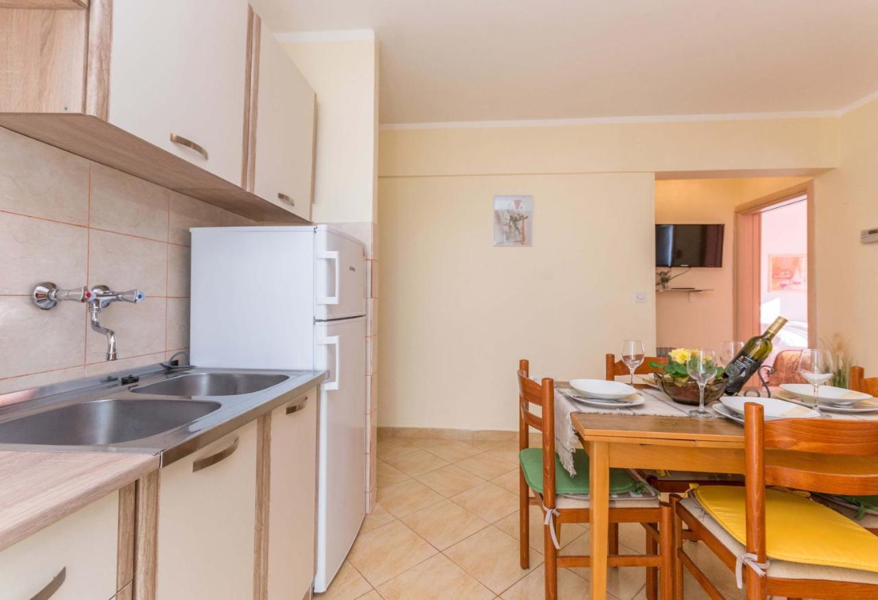 Savic Biograd Apartment Biograd Na Moru Exterior photo