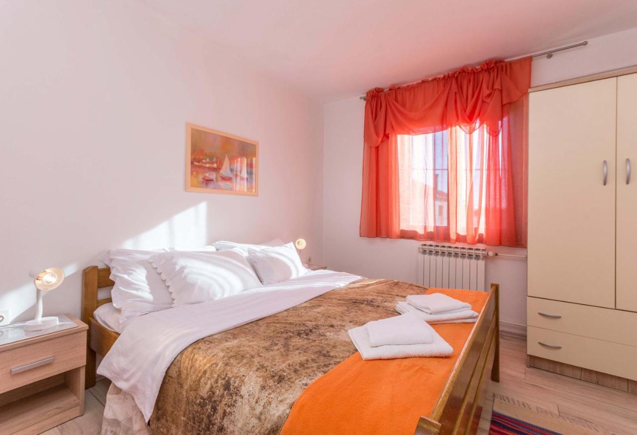 Savic Biograd Apartment Biograd Na Moru Exterior photo