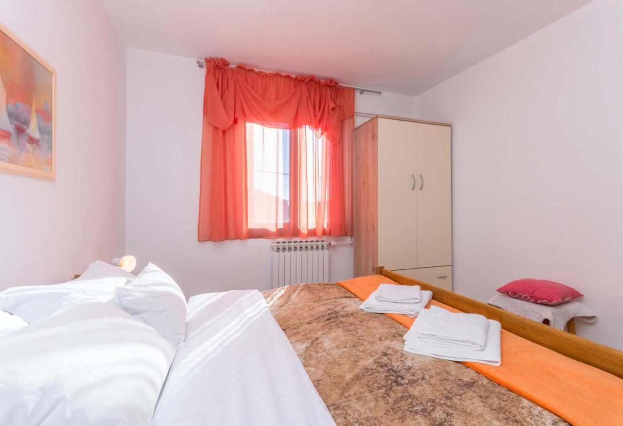 Savic Biograd Apartment Biograd Na Moru Exterior photo